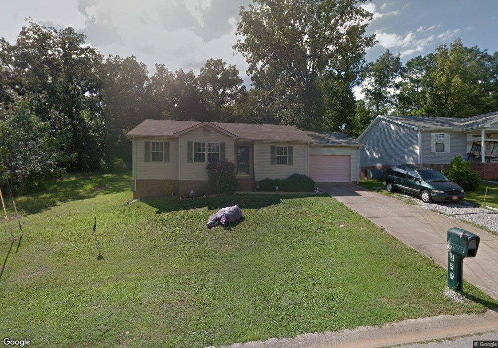 322 Pine Hill Dr, Hopkinsville, KY 42240 - photo 1