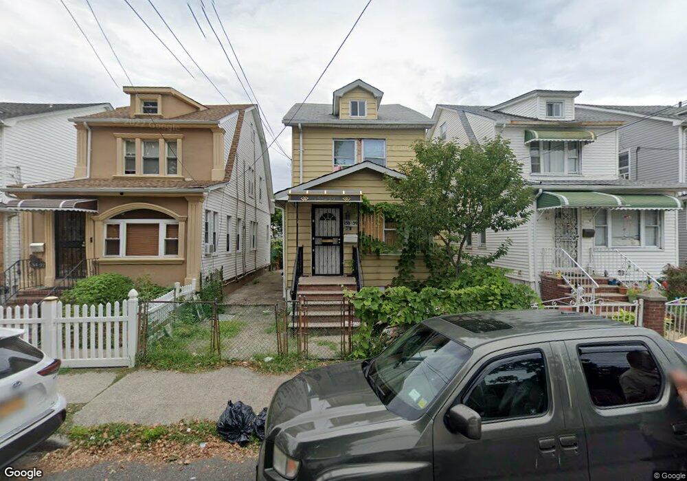 15839 76th Ave unit 2, Fresh Meadows, NY 11366 - photo 1