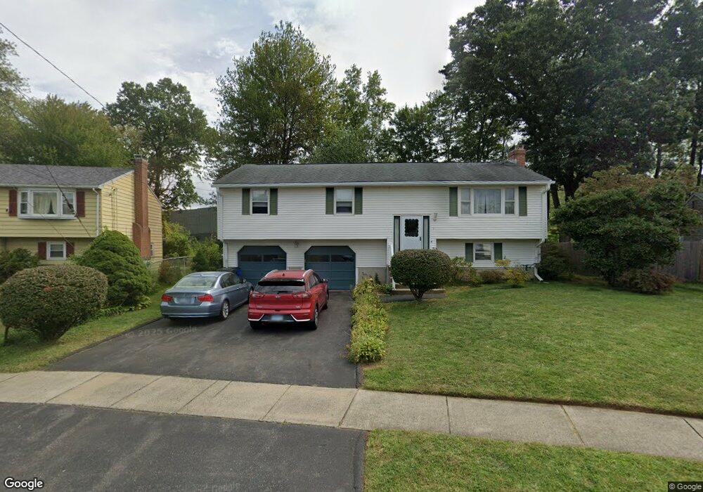 6 Echo Ln, West Hartford, CT 06107 - photo 1