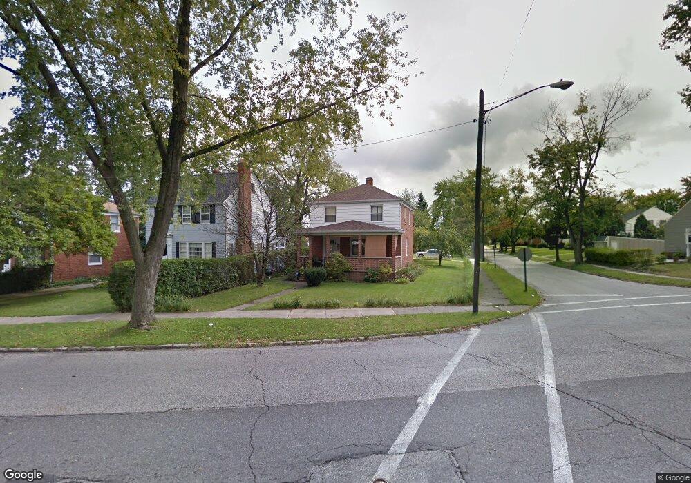 18600 Maple Heights Blvd, Maple Heights, OH 44137 - photo 1