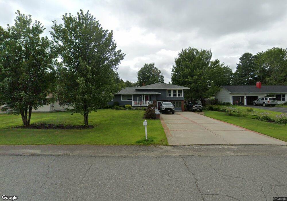 302 Massachusetts Ave, Millinocket, ME 04462 - photo 1