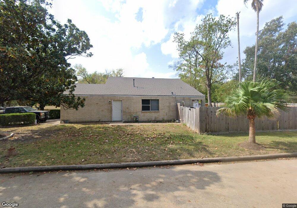 7906 Machala Ln, Houston, TX 77040 - photo 1