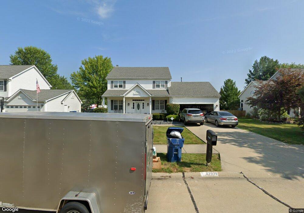 27038 Glenside Ln, Olmsted Falls, OH 44138 - photo 1