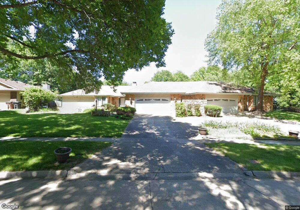 925 52nd Ct, West Des Moines, IA 50265 - photo 1