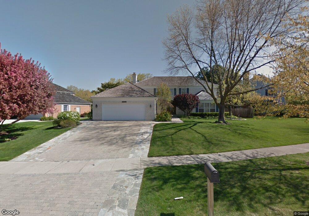 2548 Indian Ridge Dr, Glenview, IL 60026 - photo 1