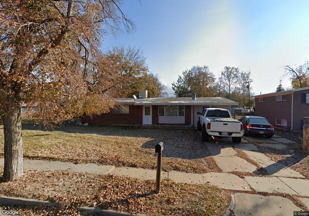 812 Onyx St, Layton, UT 84041 - photo 1