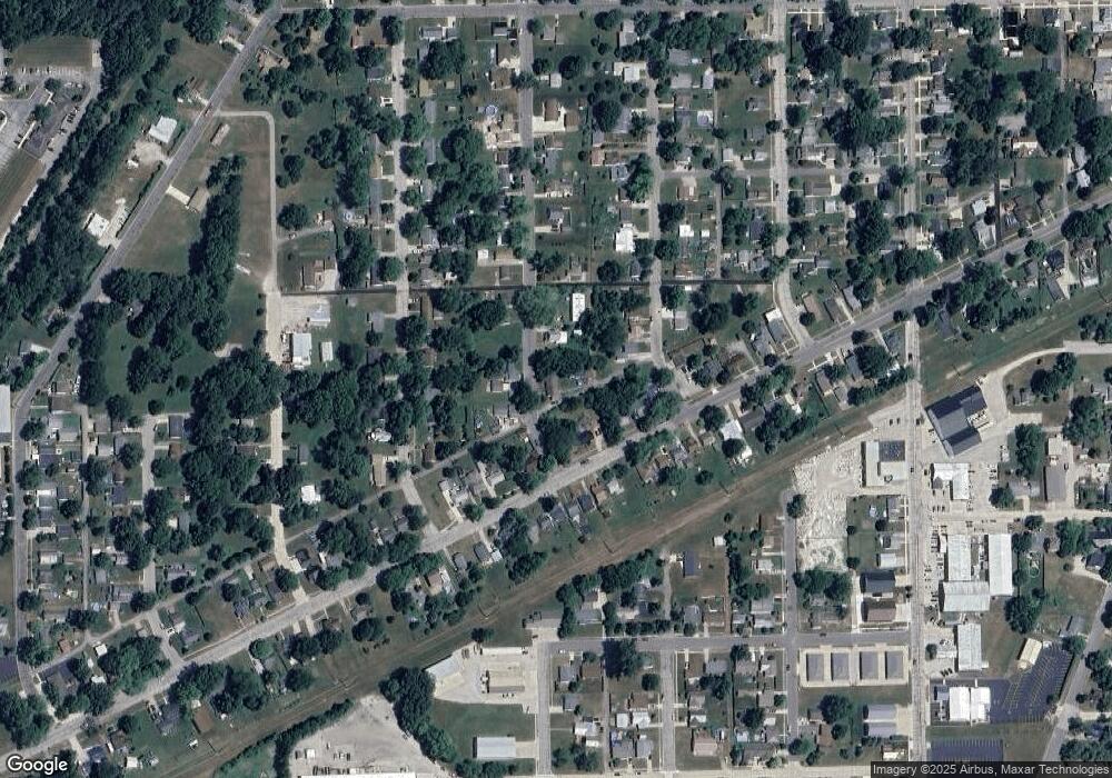 1540 Hazel St, Auburn, IN 46706 - photo 1