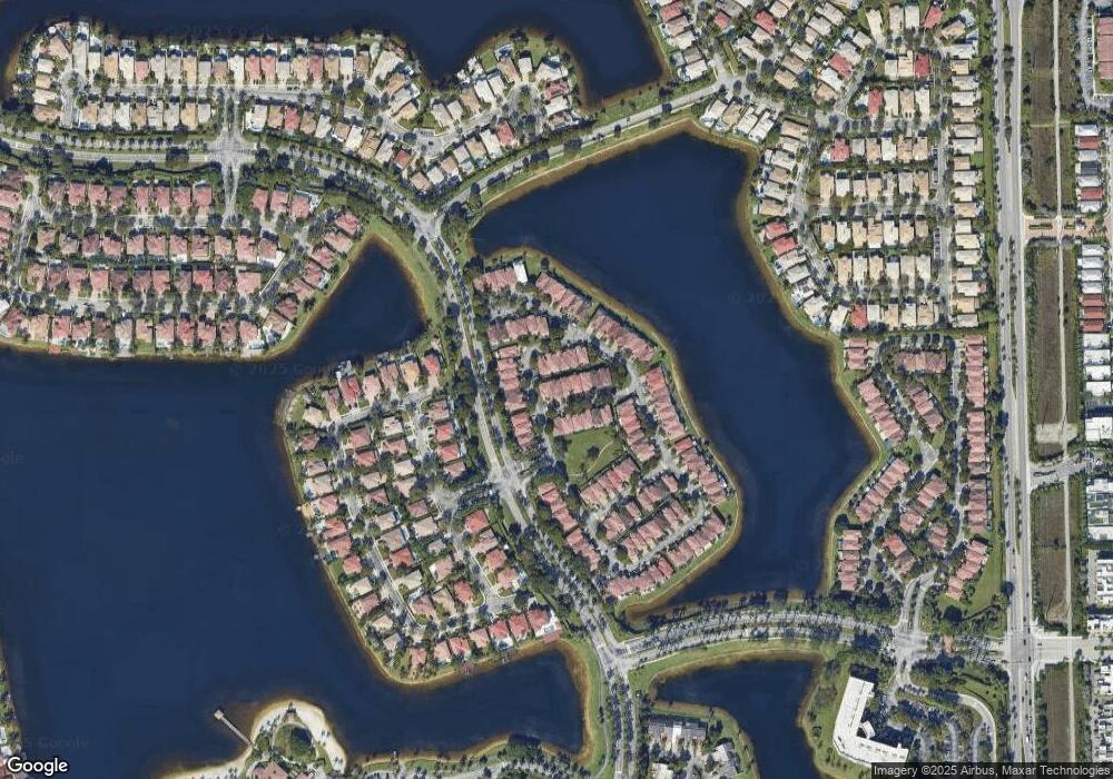 10929 NW 69th St, Doral, FL 33178 - photo 1