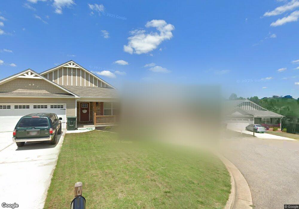 231 Sugar Maple Dr, Cornelia, GA 30531 - photo 1