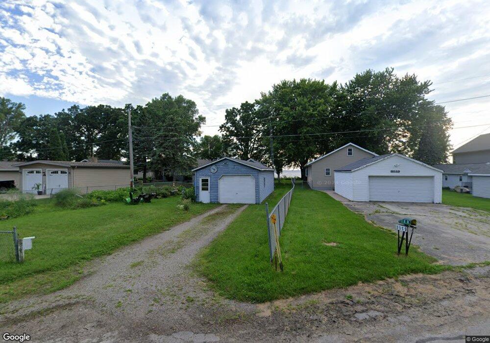 3085 Bellaire Ln, Oshkosh, WI 54904 - photo 1