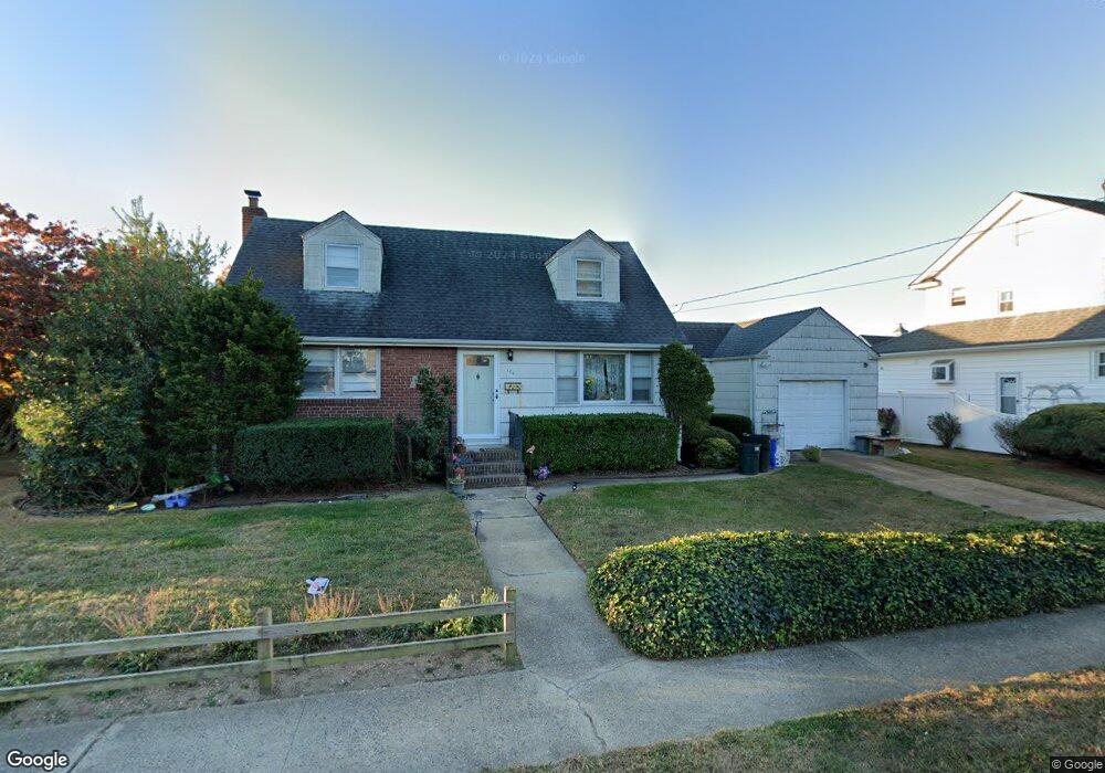 164 Pine St, Oceanside, NY 11572 - photo 1