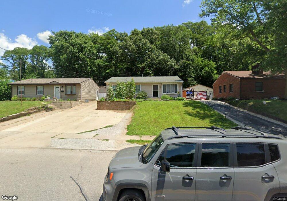 551 Waverly Rd, Davenport, IA 52804 - photo 1