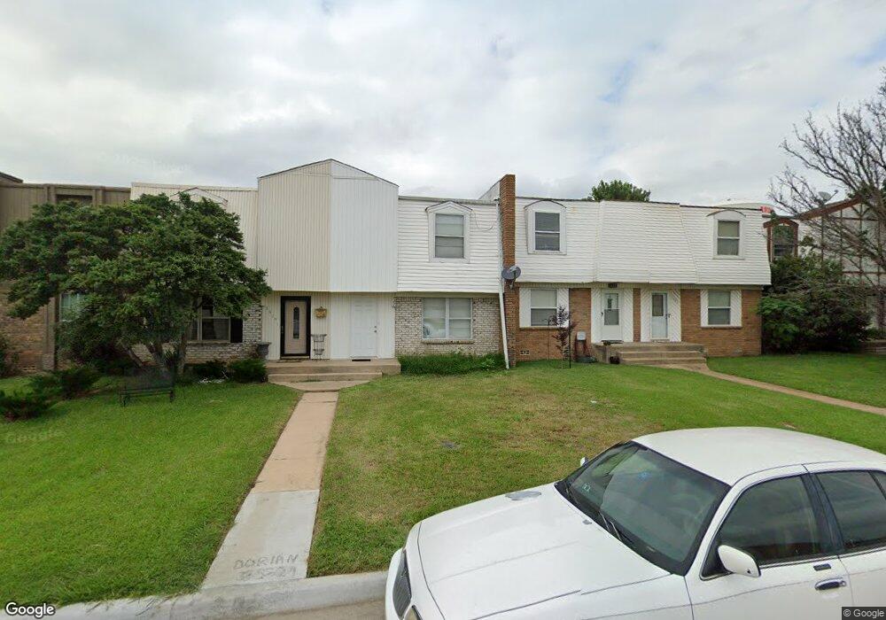 1427 Northglen St, Ardmore, OK 73401 - photo 1