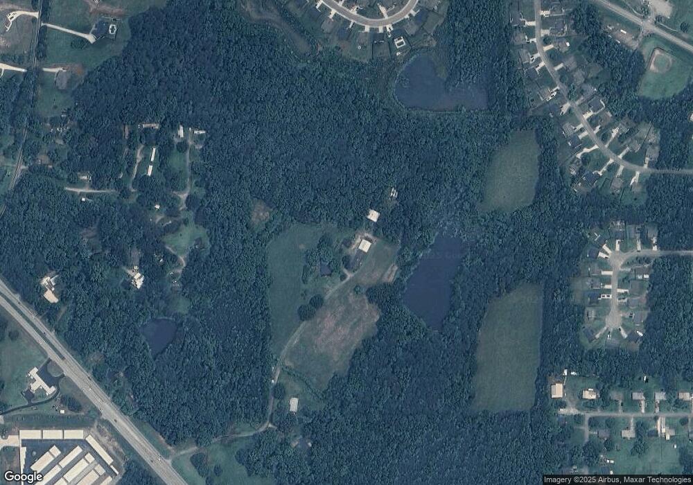 124 Hughes Dr, Carrollton, GA 30117 - photo 1