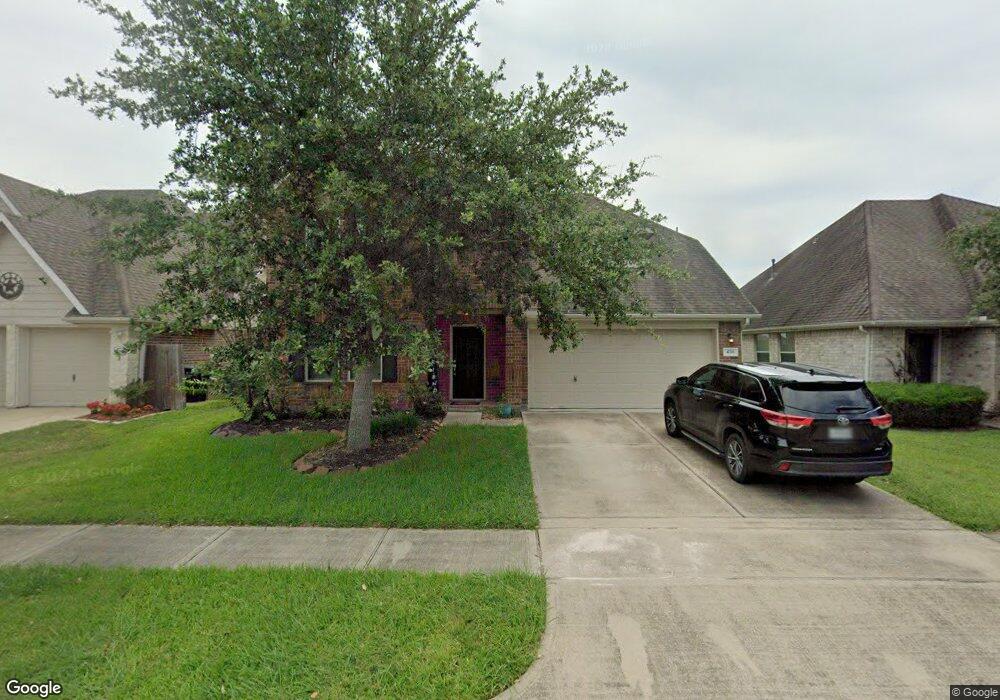 4718 Lake Rim Dr, Alvin, TX 77511 - photo 1
