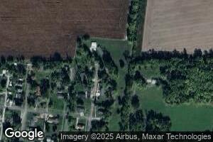 718 N Main St, Sandoval, IL 62882
