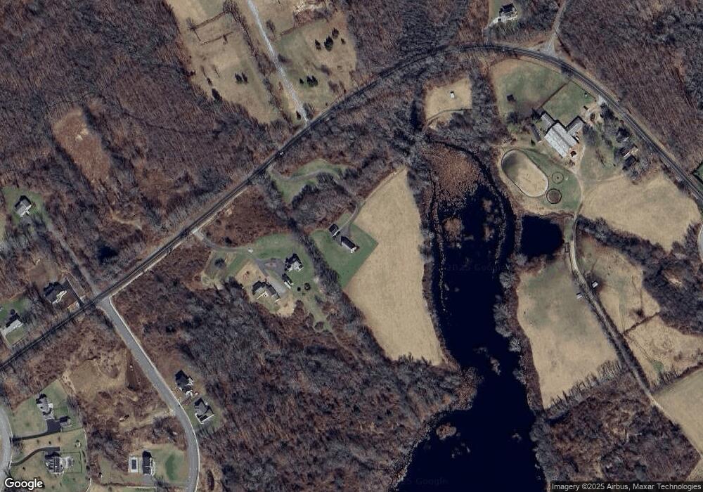 564 Lebanon Ave, Colchester, CT 06415 - photo 1