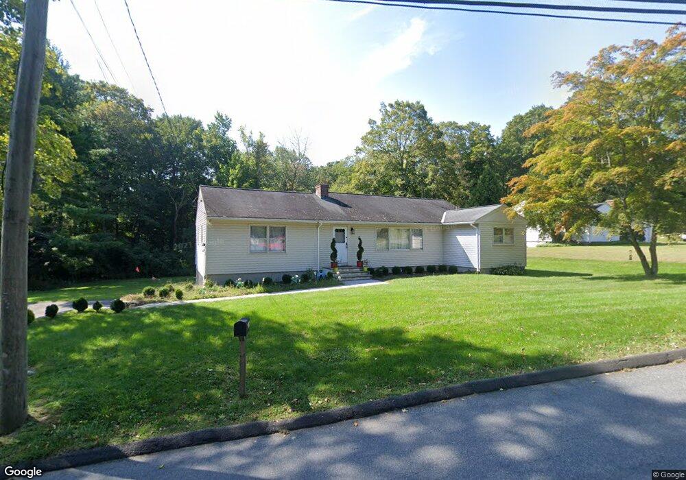 120 Parade Hill Rd, New Canaan, CT 06840 - photo 1