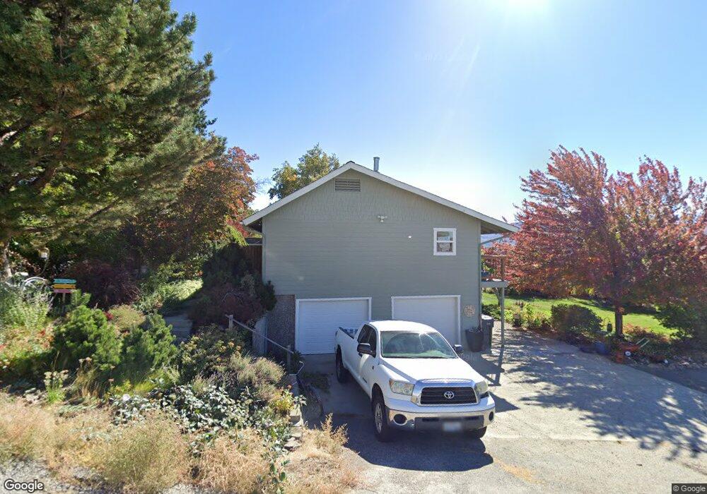 1031 N Lyle Ave, East Wenatchee, WA 98802 - photo 1