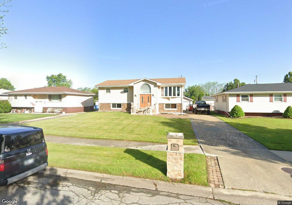 828 Tyler Ave, Dyer, IN 46311 - photo 1