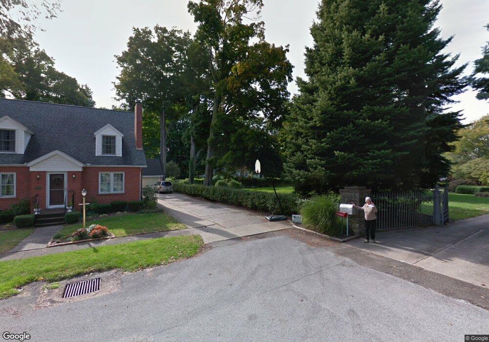 400 Rondeau Dr, Erie, PA 16505 - photo 1