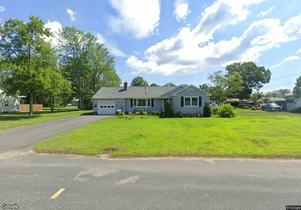 15 Dunton St, Turners Falls, MA 01376 - photo 1