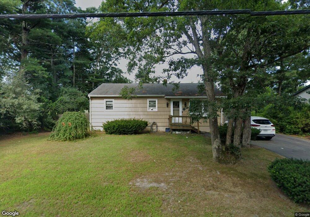 9 Cromesett Rd, Wareham, MA 02571 - photo 1