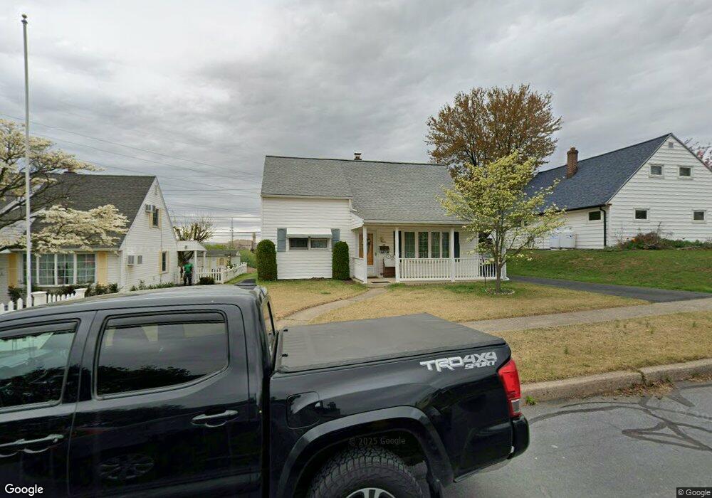 5216 Sunset Rd, Temple, PA 19560 - photo 1