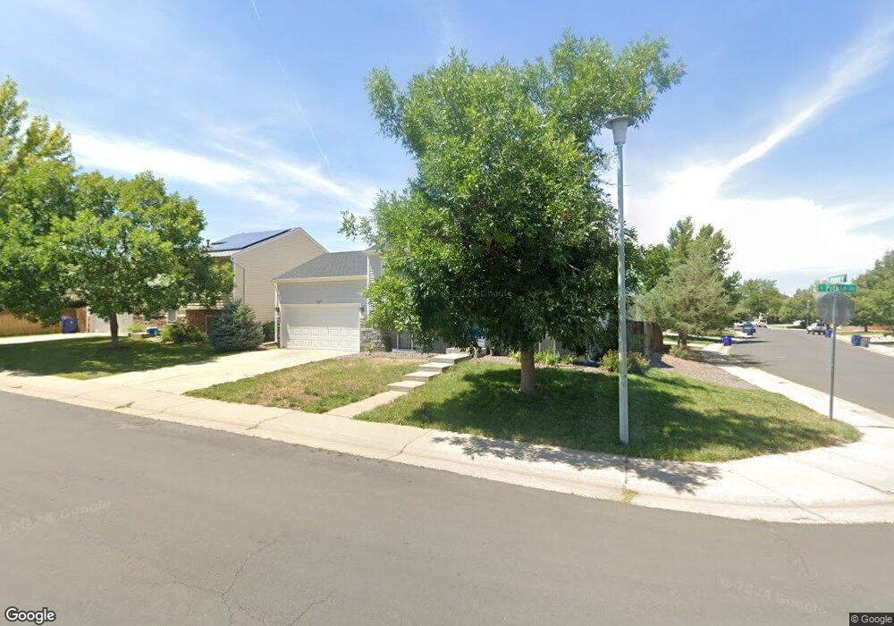 1435 S Pitkin Ct, Aurora, CO 80017 - photo 1