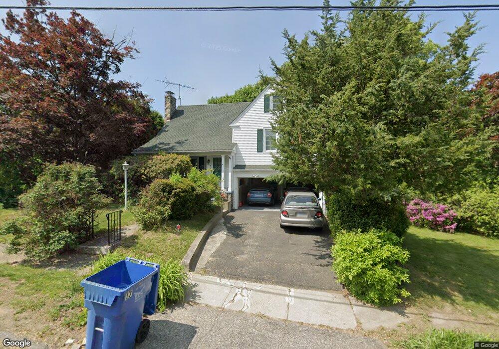 17 Briarcroft Ave, Trumbull, CT 06611 - photo 1