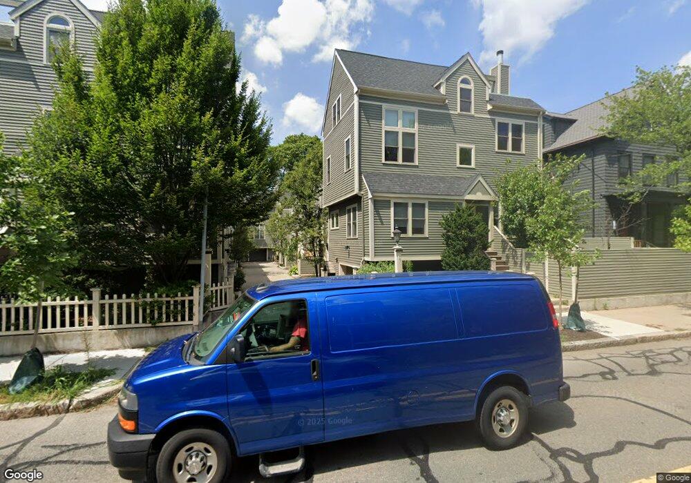 5 Walden Mews unit 1, Cambridge, MA 02140 - photo 1