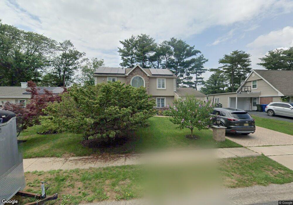 41 Snowflower Ln, Willingboro, NJ 08046 - photo 1