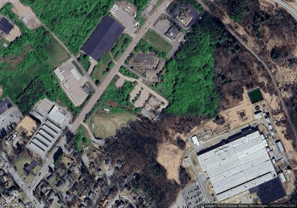 1 Rear L Colonial unit R, Saco, ME 04072 - photo 1