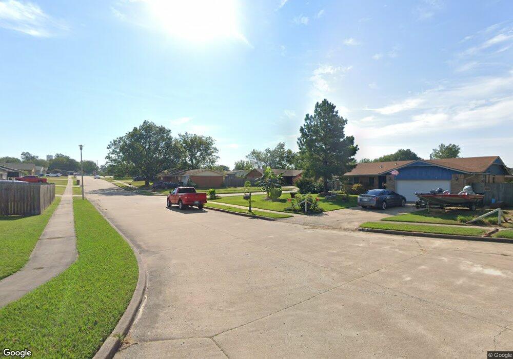 328 S Fern Place, Broken Arrow, OK 74012 - photo 1