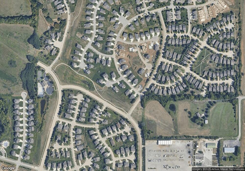 9066 Mesquite St, Shawnee, KS 66227 - photo 1