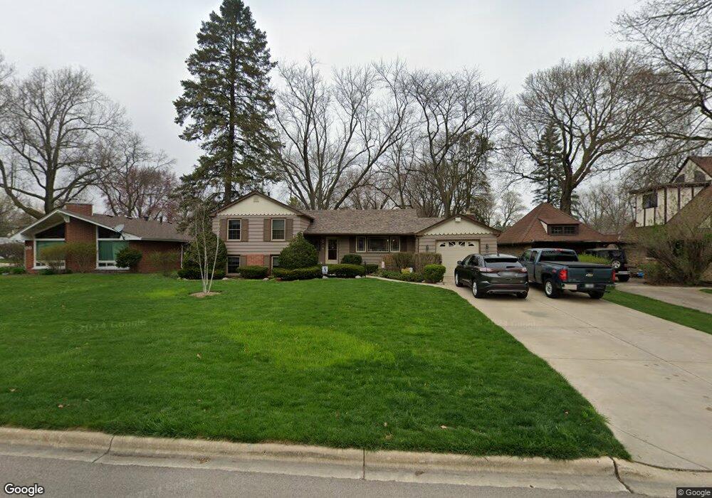 1537 W Downer Place, Aurora, IL 60506 - photo 1