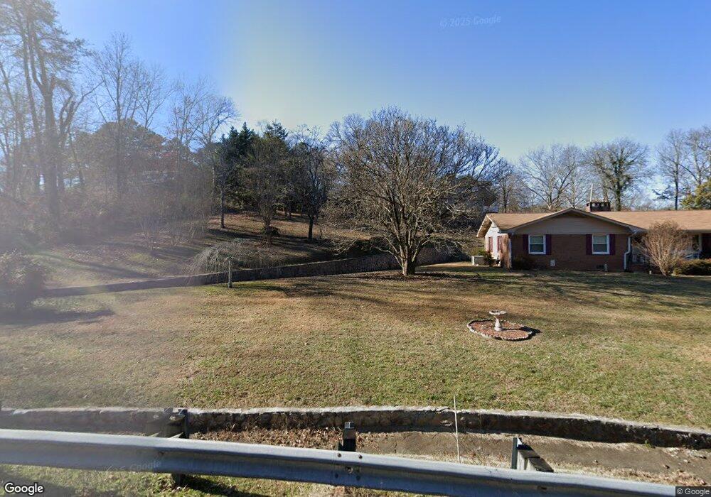 5017 Delashmitt Rd, Hixson, TN 37343 - photo 1