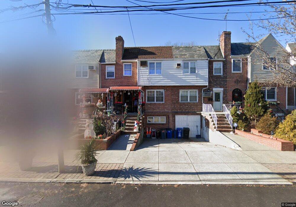 53116 63rd St, Maspeth, NY 11378 - photo 1