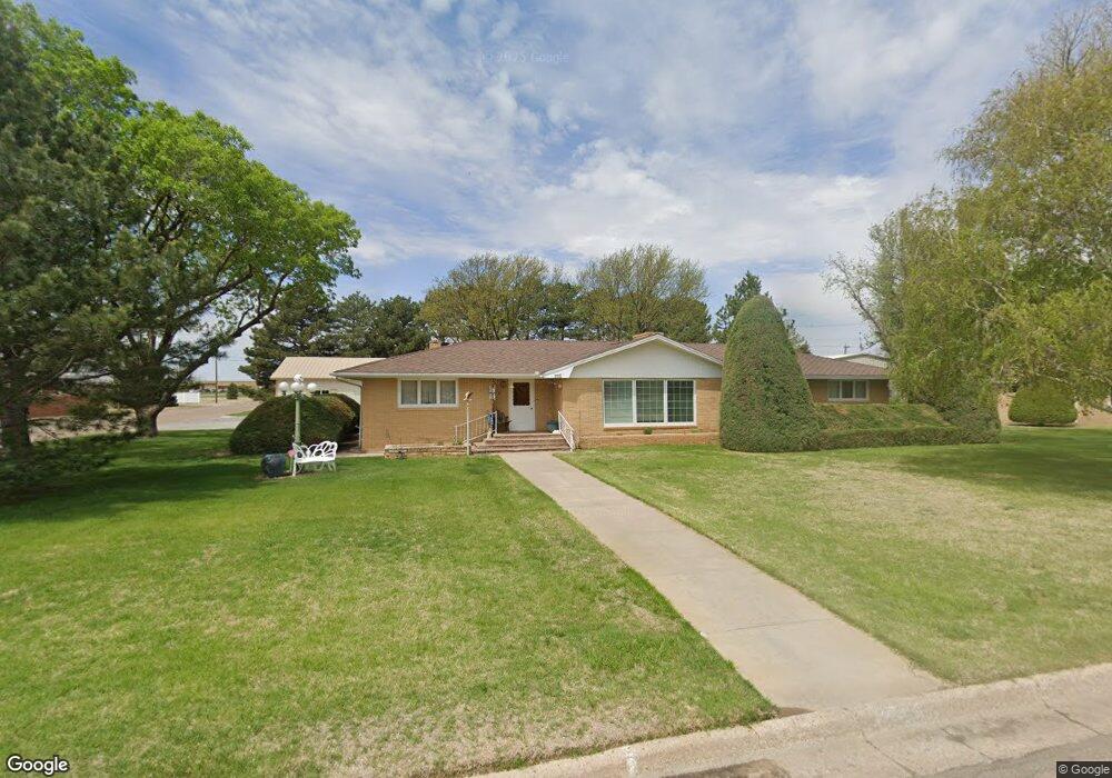 1115 S Monroe St, Hugoton, KS 67951 - photo 1