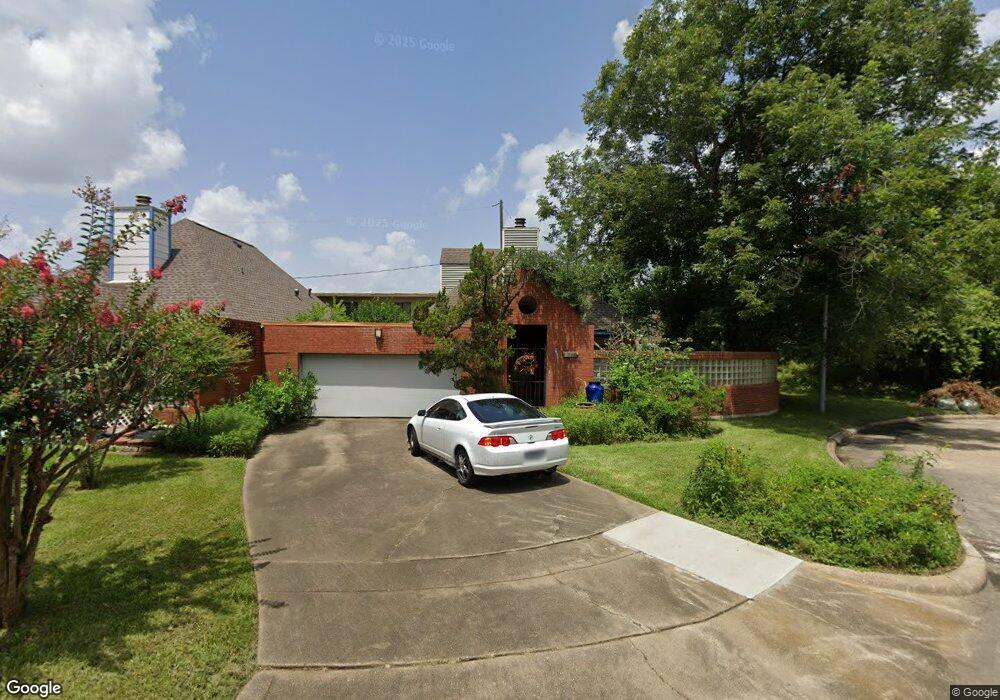 1743 Gingerleaf Ln, Houston, TX 77055 - photo 1
