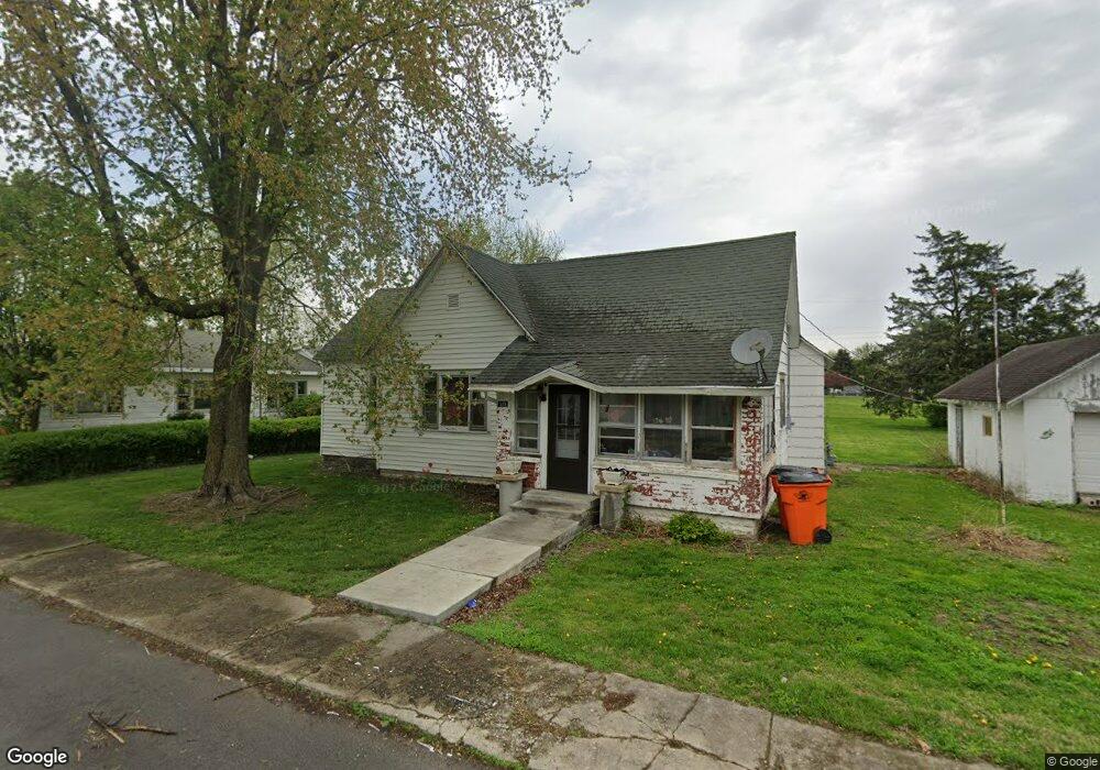 508 W Main St, Windfall, IN 46076 - photo 1