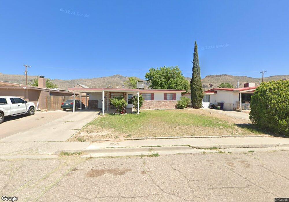 402 Bonnell Ave, Alamogordo, NM 88310 - photo 1