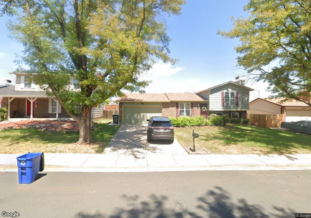 1126 S Truckee Way, Aurora, CO 80017 - photo 1