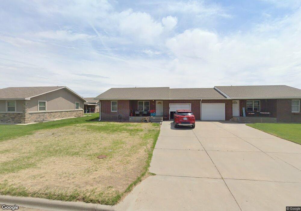 904 S Washington St, Hugoton, KS 67951 - photo 1