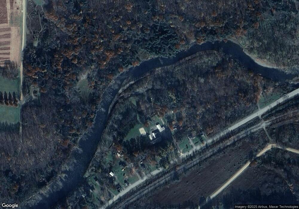 19527 Grotto Ln, Saegertown, PA 16433 - photo 1