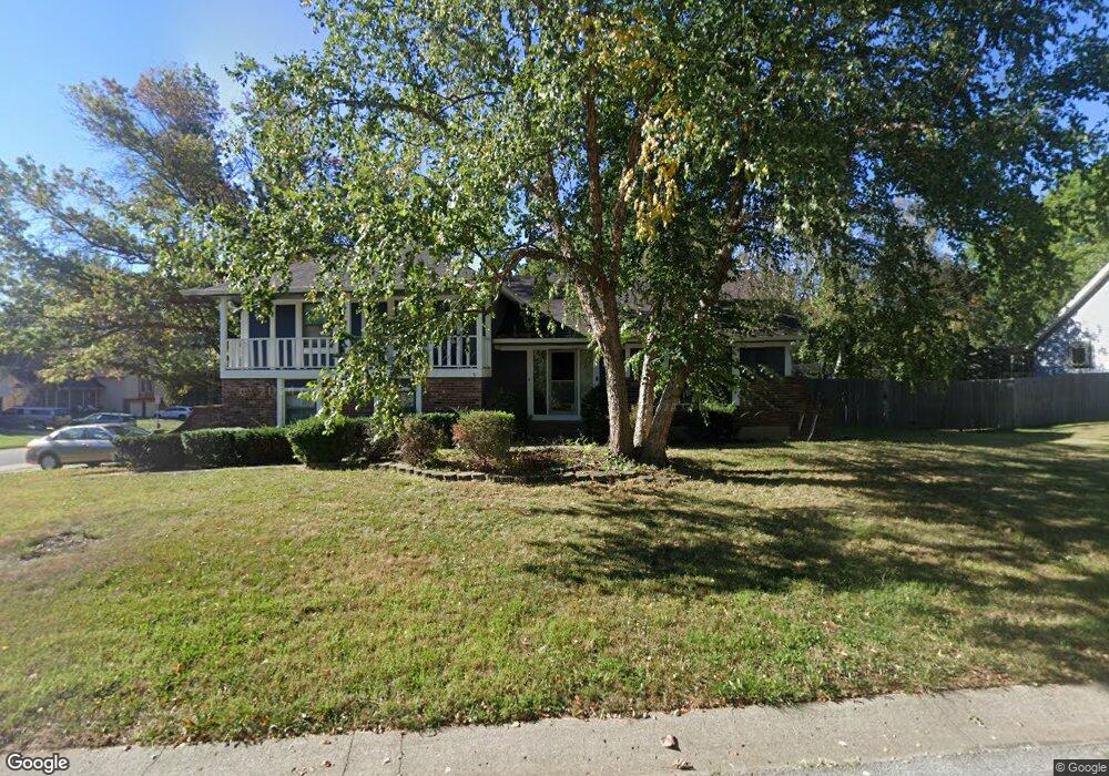 1712 NW Ash Ave, Blue Springs, MO 64015 - photo 1