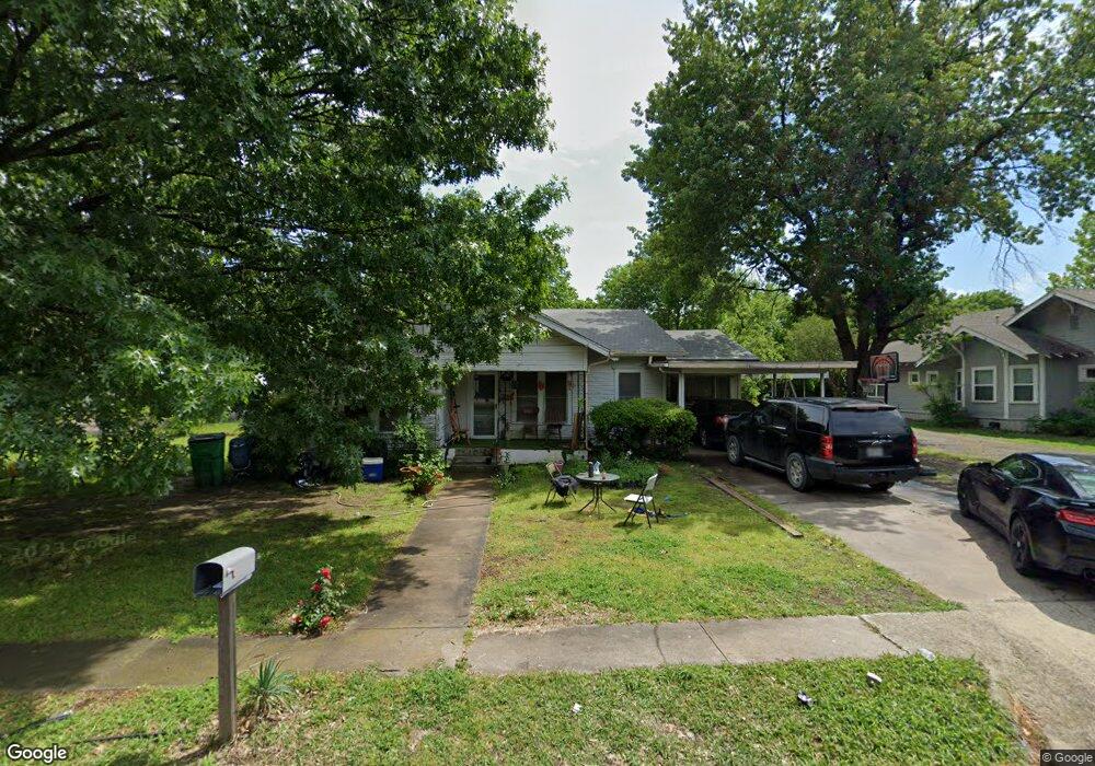 404 Fletcher St, Gainesville, TX 76240 - photo 1