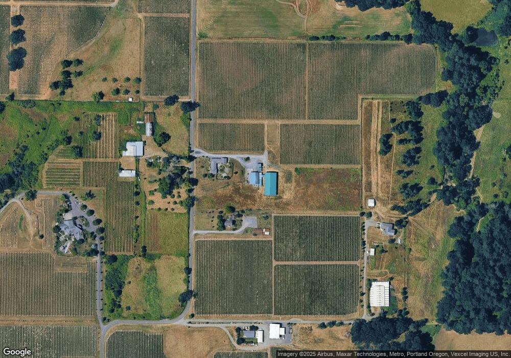 17770 NE Calkins Ln, Newberg, OR 97132 - photo 1