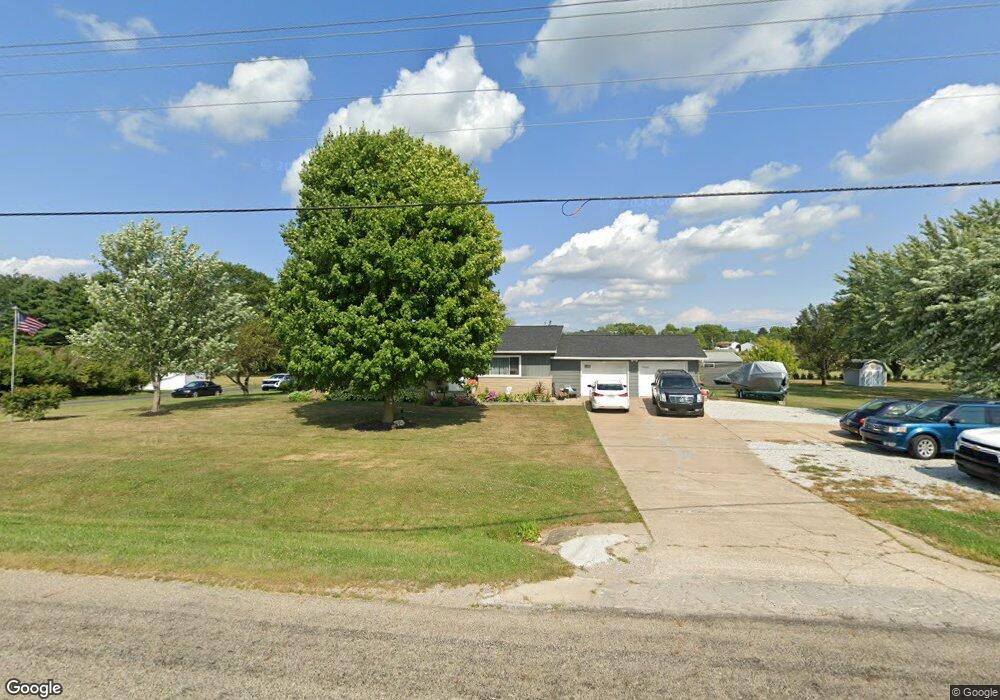 3328 Tschopp Rd NE, Lancaster, OH 43130 - photo 1