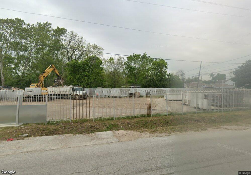 7539 De Priest St, Houston, TX 77088 - photo 1